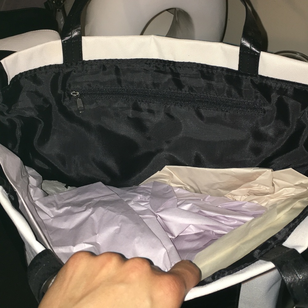 Large Tote - Picture 3 of 4